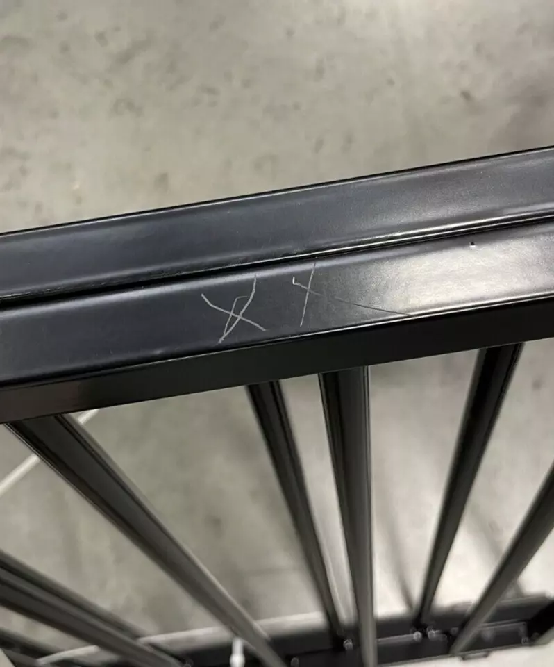 Scratch & Dent Outdoor Safety Gate